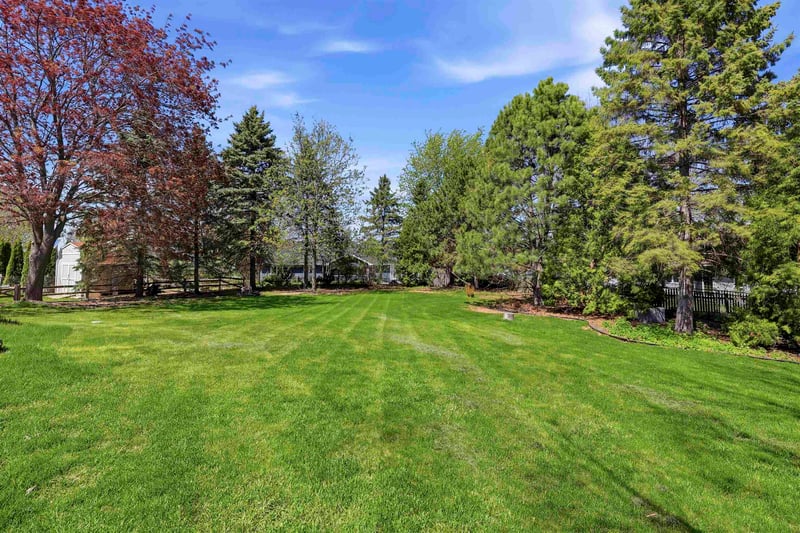 W2944 Northbrook Ct, Appleton, WI 54915-3977
