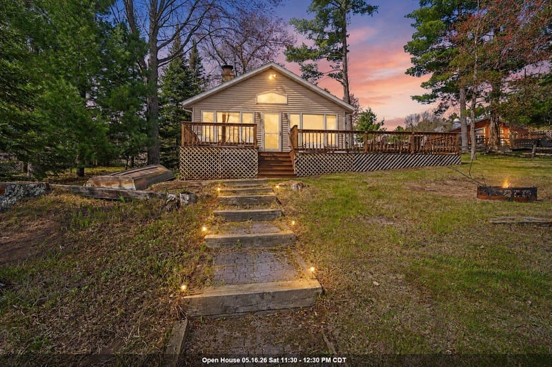 13763 Lake Shore Ln, Mountain, WI 54149