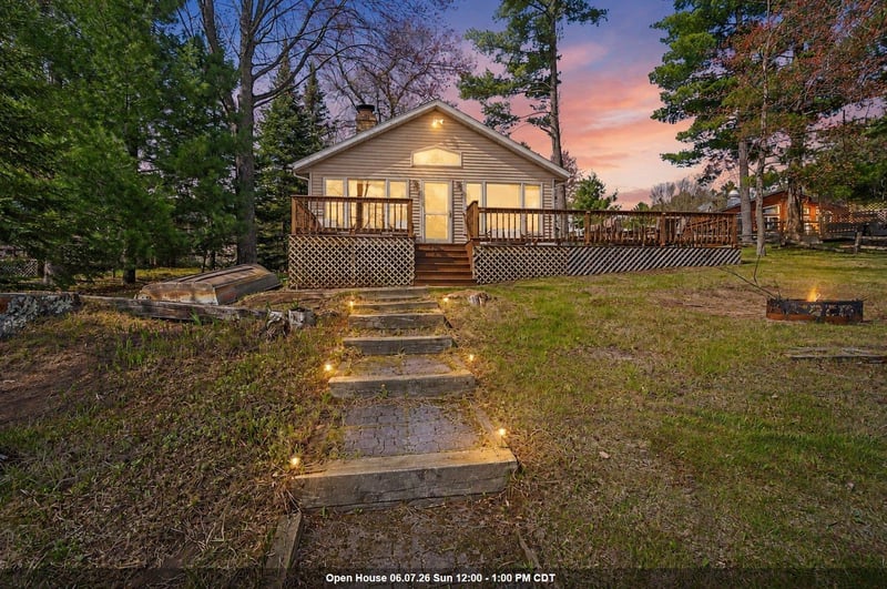 13763 Lake Shore Ln, Mountain, WI 54149