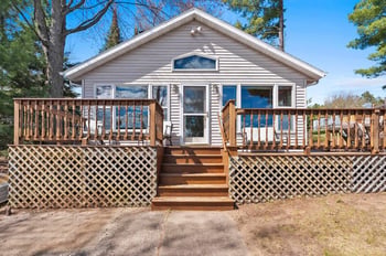 13763 Lake Shore Ln, Mountain, WI 54149