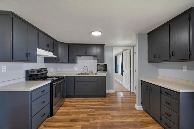 329 James St, Kimberly, WI 54136