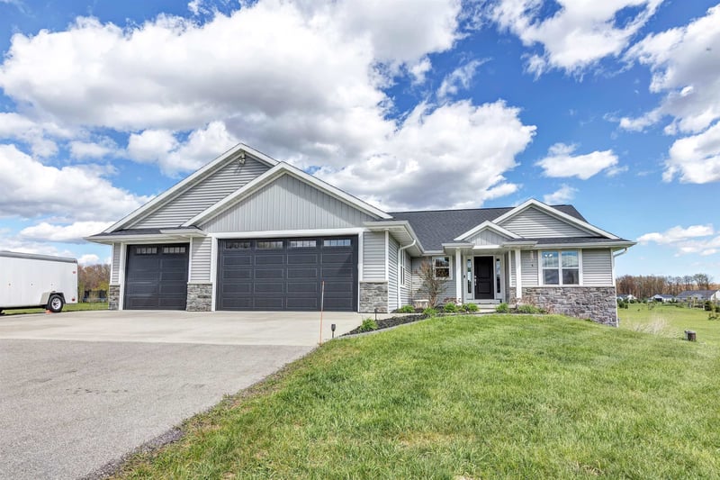 392 Song Bird Cir, Sobieski, WI 54171