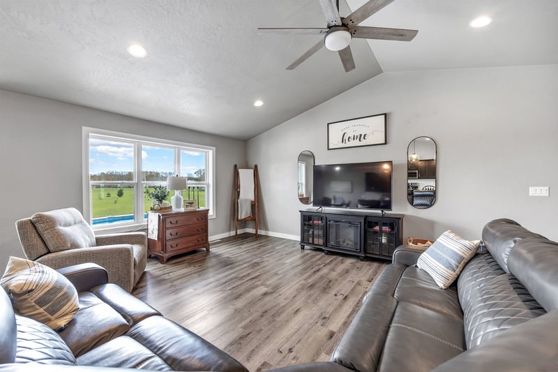 392 Song Bird Cir, Sobieski, WI 54171