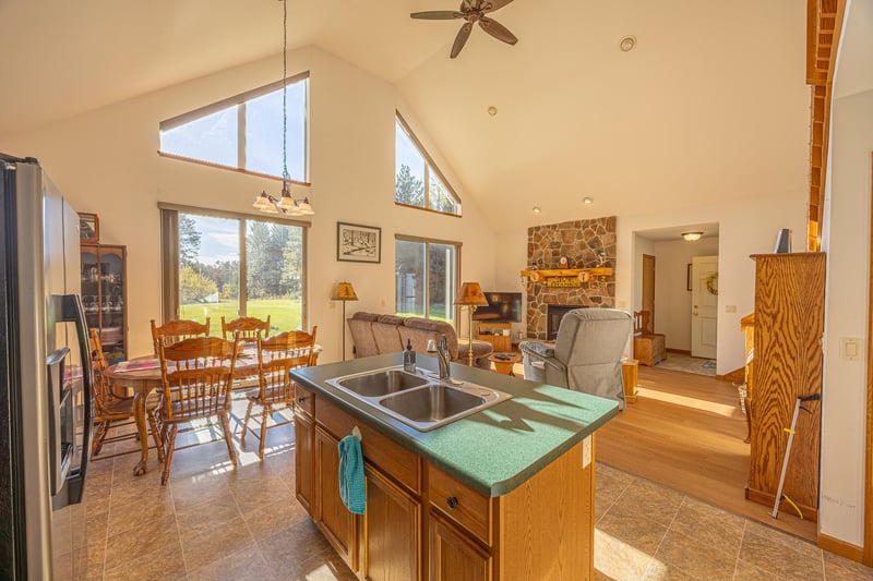 8545 County Road V, Suring, WI 54174
