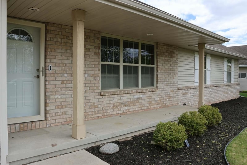 2680 Sussex Rd, Green Bay, WI 54311