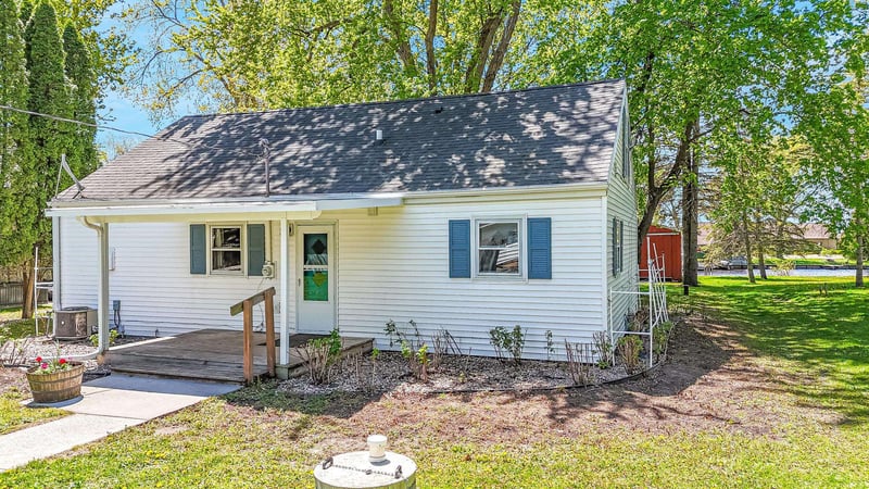 7761 Boom Bay Heights Rd, Larsen, WI 54947