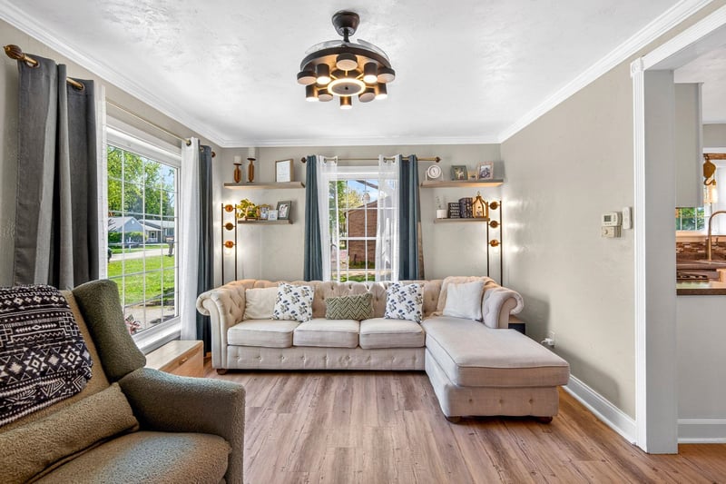 2425 Barbara Ave, Appleton, WI 54915