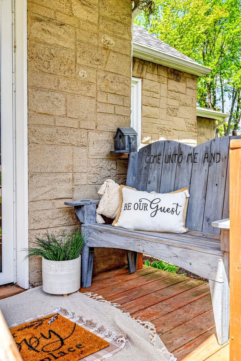 2425 Barbara Ave, Appleton, WI 54915
