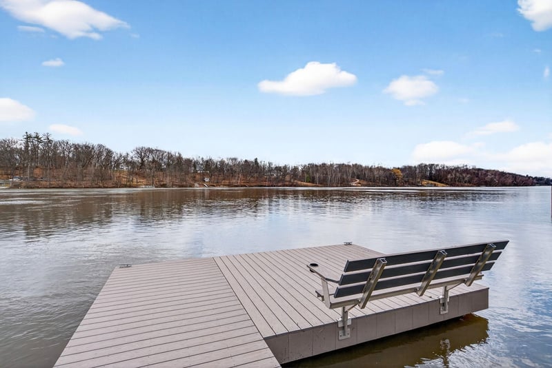 739 Park St, Wrightstown, WI 54180-1017
