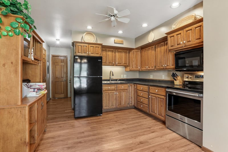 229 Apollo Ct, Brillion, WI 54110