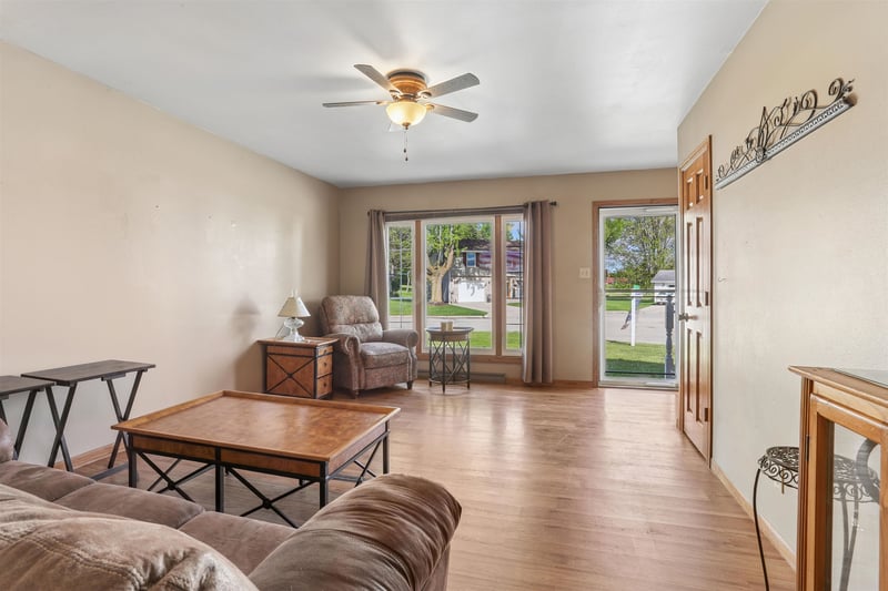 229 Apollo Ct, Brillion, WI 54110