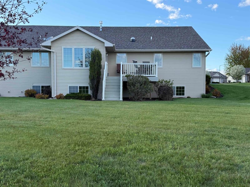 1031 Misty Meadow Cir, De Pere, WI 54115