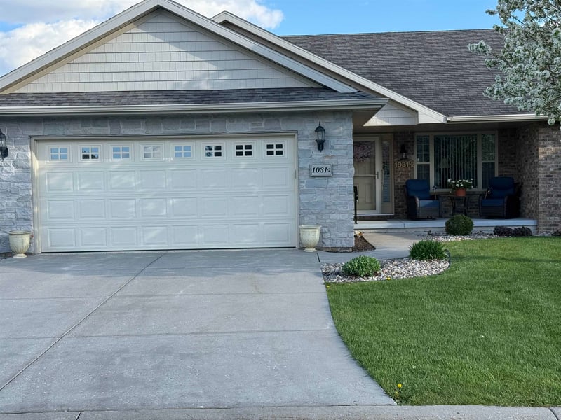 1031 Misty Meadow Cir, De Pere, WI 54115