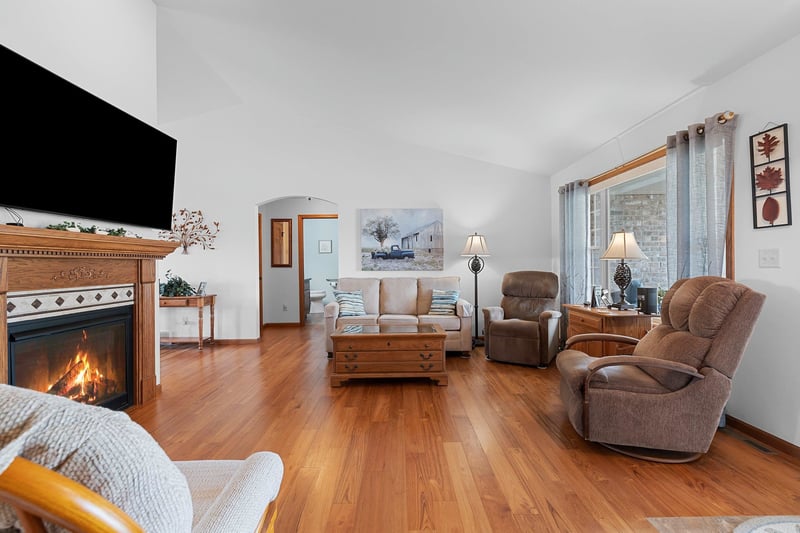 1031 Misty Meadow Cir, De Pere, WI 54115