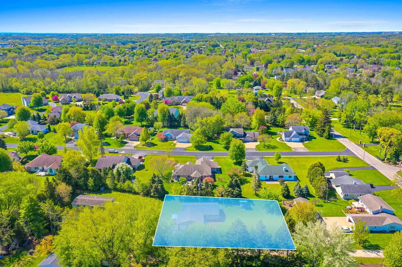 1842 Oakwood Rd, Oshkosh, WI 54904-8445