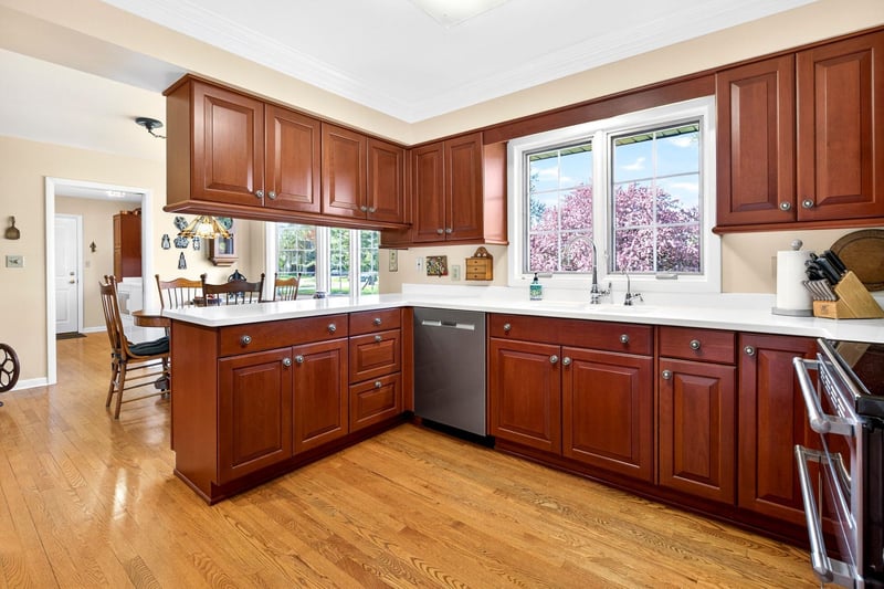 3115 Westfield Rg, Neenah, WI 54956