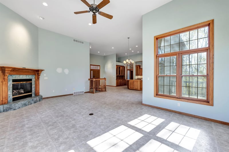 531 Diamond Ridge Cir, Denmark, WI 54208