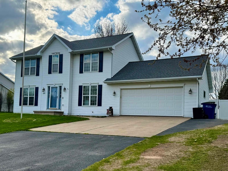 2861 Hawks Nest Trl, Howard, WI 54313-9999