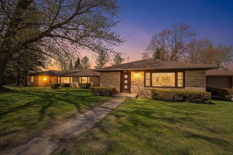 510 Main St, Suring, WI 54174