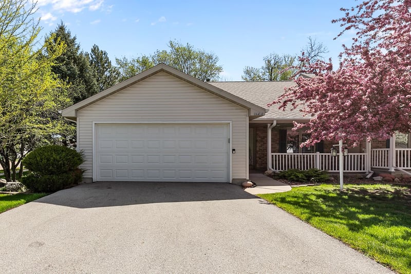 2645 Havenwood Dr #A, Oshkosh, WI 54904