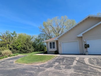 2721 9th Ave, Oshkosh, WI 54904
