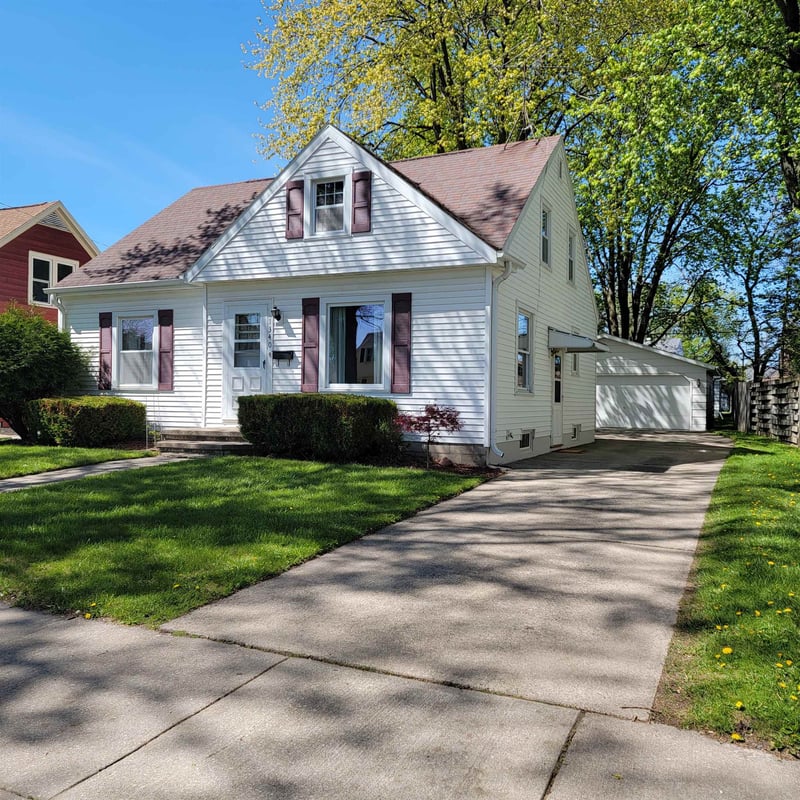 1340 Spring St, Appleton, WI 54914