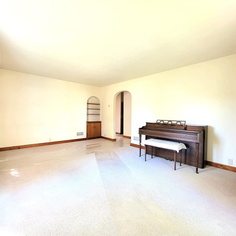 1340 Spring St, Appleton, WI 54914