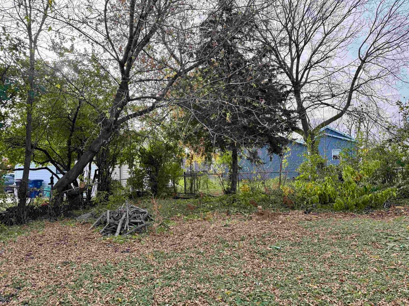 17 Linwood Ave, Oshkosh, WI 54901