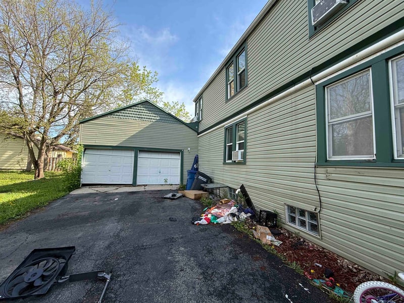 316 Oxford Ave, Oshkosh, WI 54901