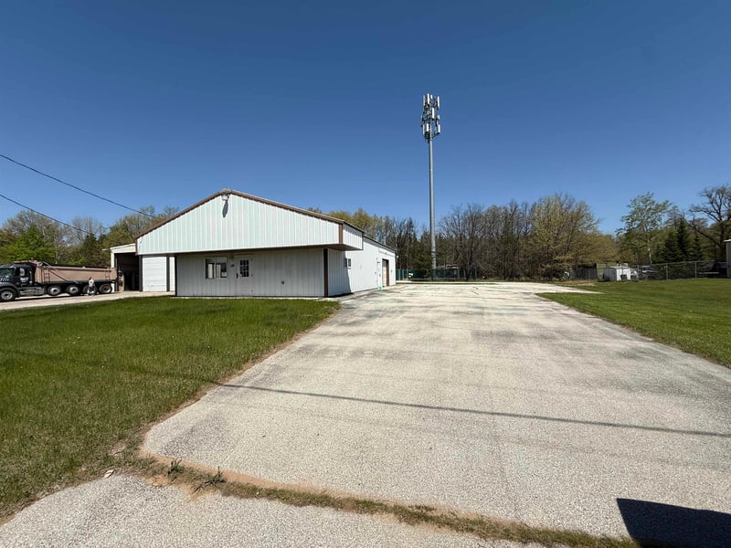 148 Evergreen Rd, Oconto, WI 54143