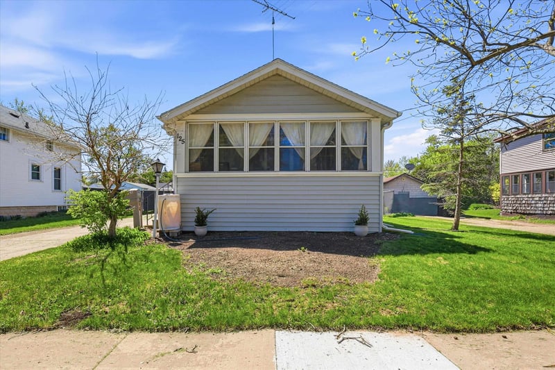 125 Coolidge Ave, Appleton, WI 54915