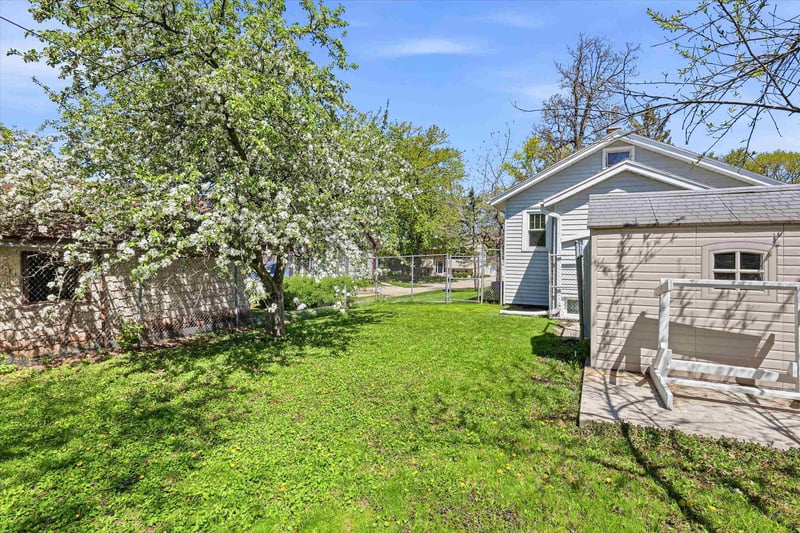 125 Coolidge Ave, Appleton, WI 54915