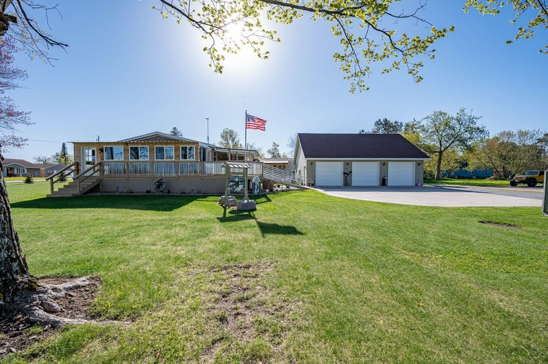 16504 Elm St, Townsend, WI 54175