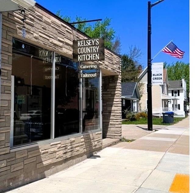 303 Main St, Black Creek, WI 54106