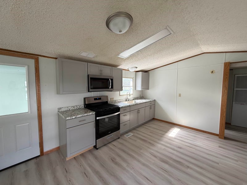W5116 Herms Ln, Shawano, WI 54166