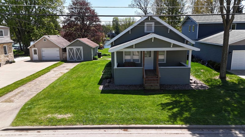 436 River Hts, Shawano, WI 54166