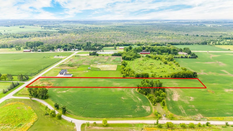 Midway Rd #4, Hortonville, WI 54944