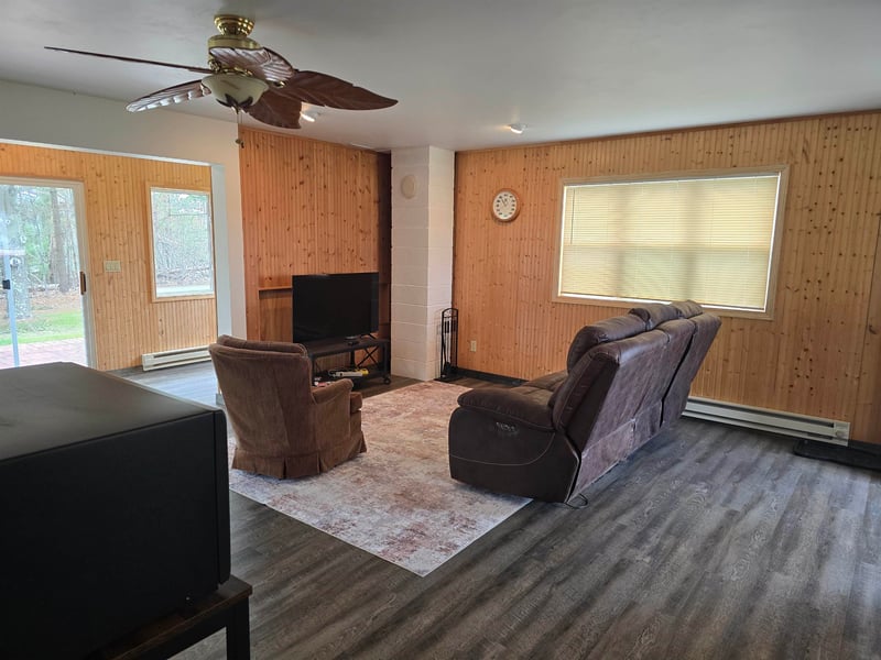 11922 State Hwy 32, Suring, WI 54174