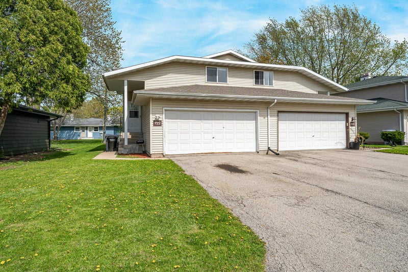 722 Hawthorne Dr, Appleton, WI 54915