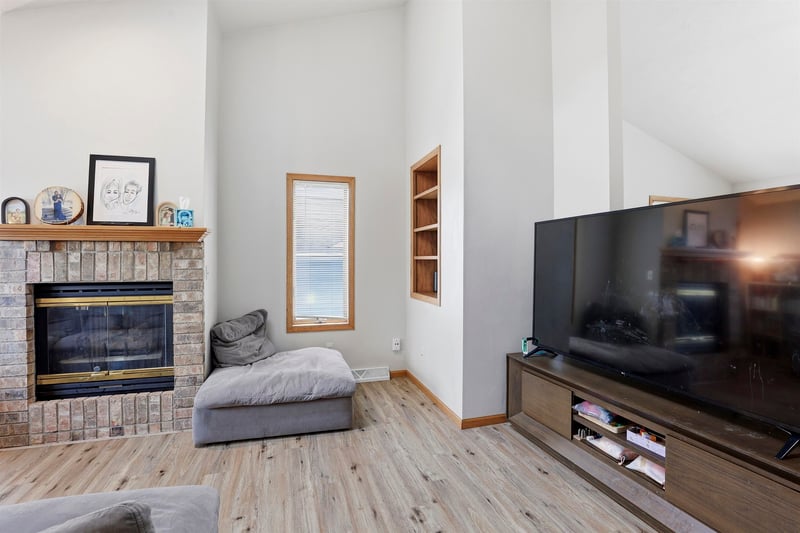 1700 Tracia Ln, Appleton, WI 54911-8471