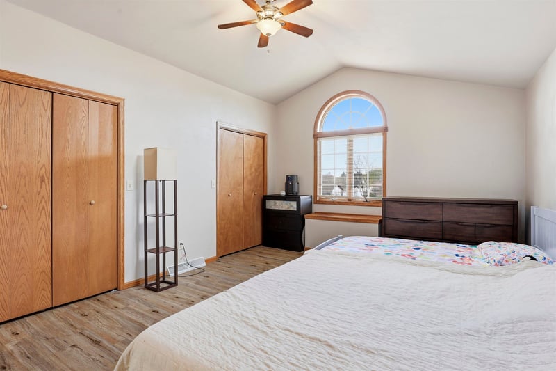 1700 Tracia Ln, Appleton, WI 54911-8471