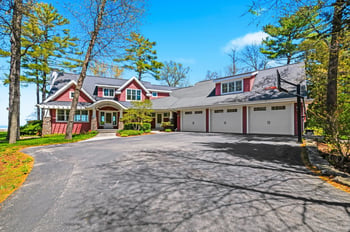 4535 Point Comfort Ln, Green Bay, WI 54311