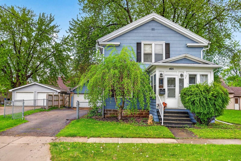 405 Columbian Ave, Neenah, WI 54956
