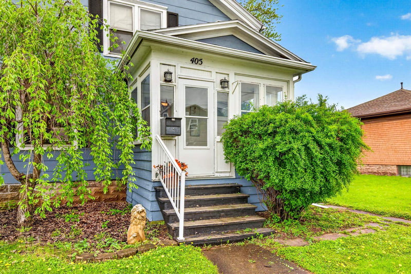 405 Columbian Ave, Neenah, WI 54956