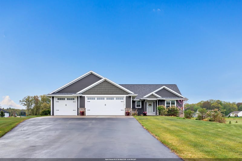 379 Shady Lawn Cir, Sobieski, WI 54171
