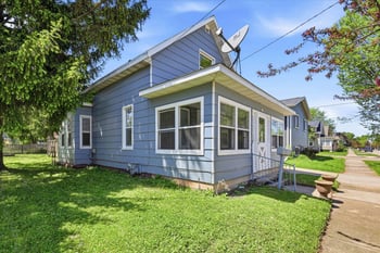 755 Grove St, Oshkosh, WI 54901