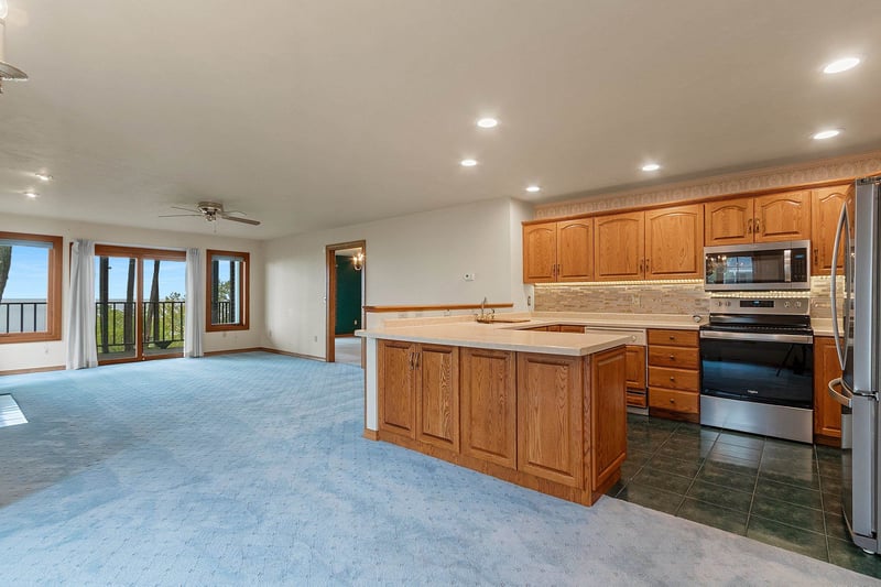5307 Sunset Bluff Dr #A, Green Bay, WI 54311-9128