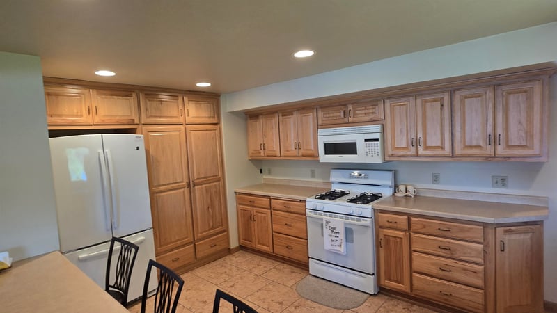 13826 Bonita Ln, Mountain, WI 54149