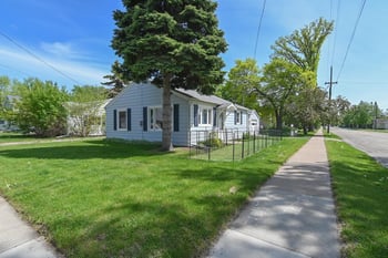 2034 Minerva St, Oshkosh, WI 54901-1715