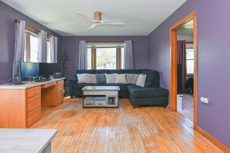 2034 Minerva St, Oshkosh, WI 54901-1715